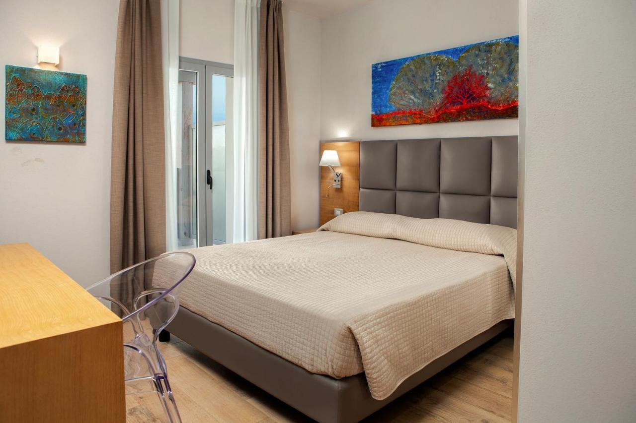 Capotesta Luxury Rooms Santa Teresa di Gallura Esterno foto